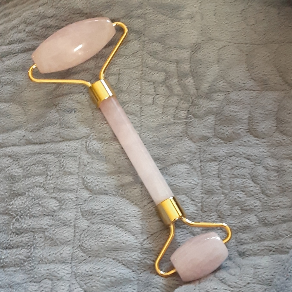 Rose quartz massage roller